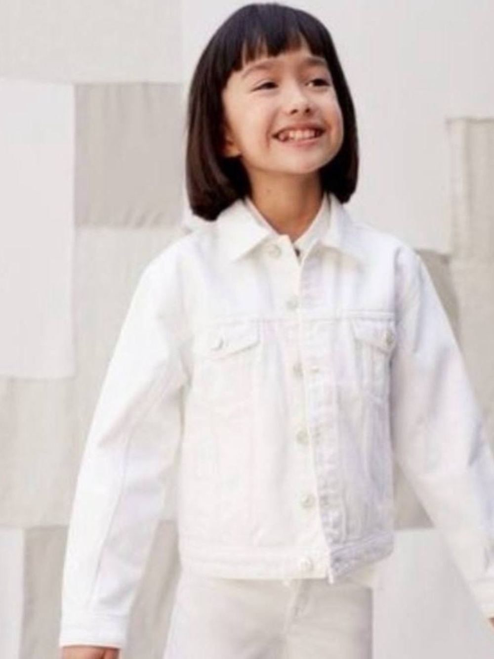 Old Navy White Denim Jacket. Size XS
